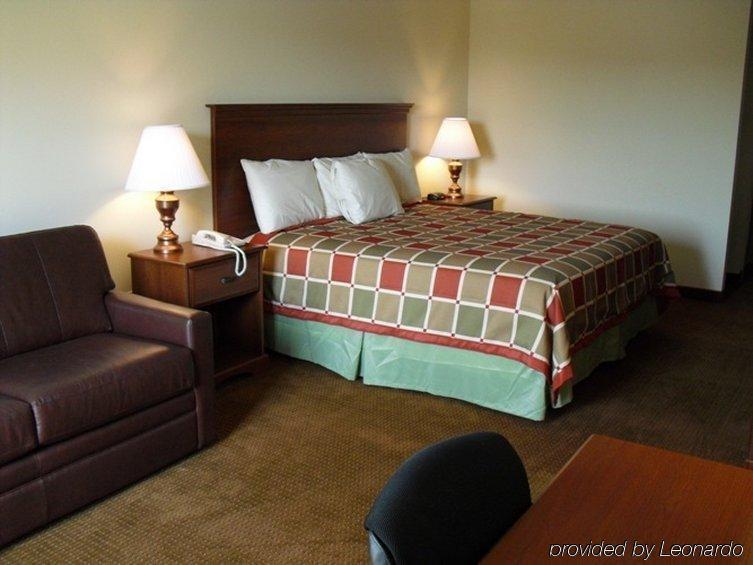 Days Inn By Wyndham Greensboro Nc Εξωτερικό φωτογραφία